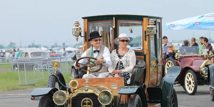3-dňová vstupenka na CAR AT Festival: VIP alebo s exkluzívnym parkovaním a vyhradeným stanovým miestom