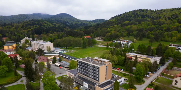 Dovolenka v Bardejovských kúpeľoch v hoteli Alexander **** s plnou penziou, procedúrami a neobmedzeným wellness
