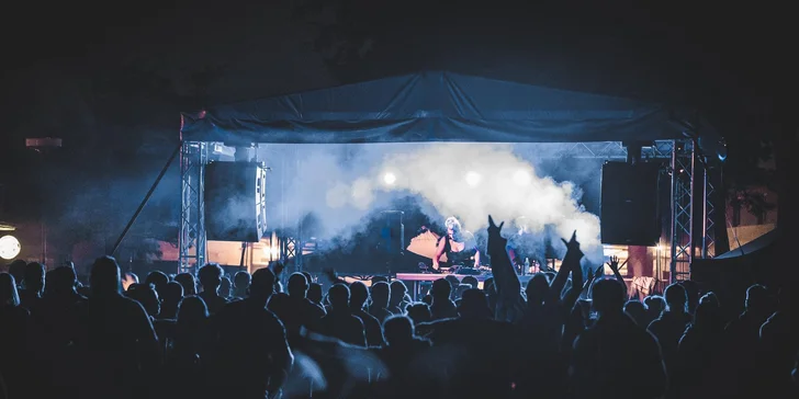 Poďte to roztočiť na multižánrový undergroundový Roots Festival na kúpalisku Sunny!