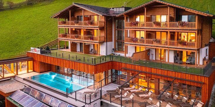 Údolie Gastein: hotel v 1000 m n. m., bohato vybavený wellness, polpenzia a požičanie bicyklov