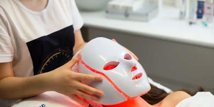 Mezoterapia, liftingové ošetrenie alebo LED terapia