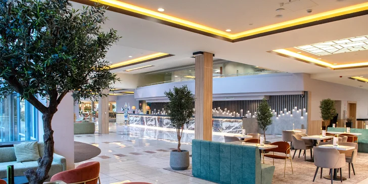 Wellness pobyt pri Balatone s polpenziou v Hoteli Azúr****