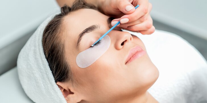 Laminácia obočia a lash lift alebo letná regeneračná kúra Mando 40