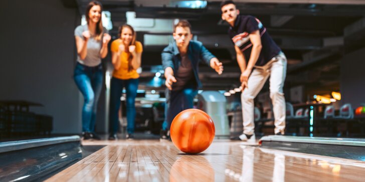 Zahraj si bowling v nákupnom centre Mirage s rodinou či kamošmi