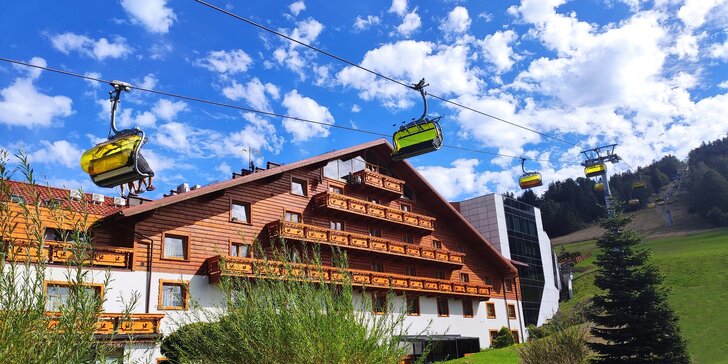 4* hotel pri lanovke v poľských Beskydoch: thajská masáž, wellness aj raňajky