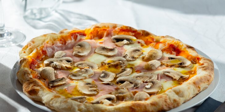 Pravá talianska pizza: 8 druhov na výber a nápoj k tomu