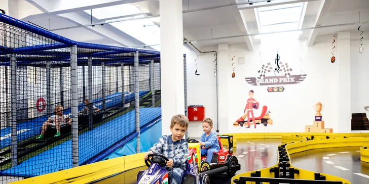 Pobyt plný zábavy v útulnom vybavenom domčeku pre 2 až 6 osôb s wellness, na skok Energylandia i Fantazja Resort