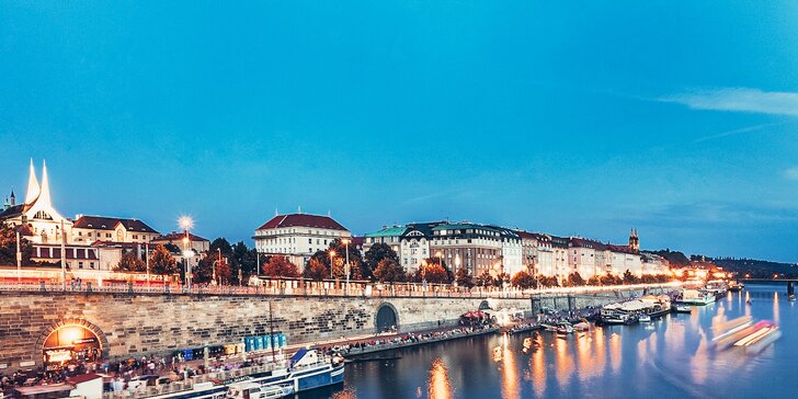 S láskou do Prahy: 4* hotel v centre, raňajky a romantický večer na lodi