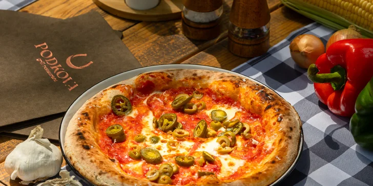Pizza podľa vášho výberu v reštaurácii Podkova