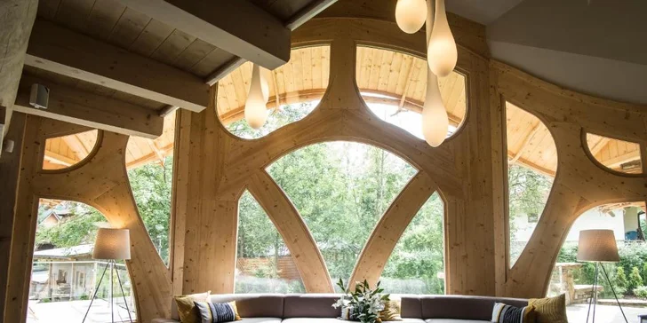 Vila v Zakopanom: netradičná architektúra, na skok od ulice Krupówki, ideálny východiskový bod pre túry + sauny