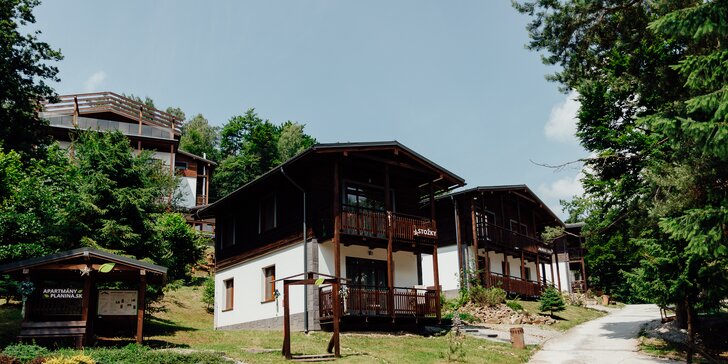Pobyt v chate Planina a apartmánových domčekoch v Národnom parku Muránska planina s raňajkami aj wellness