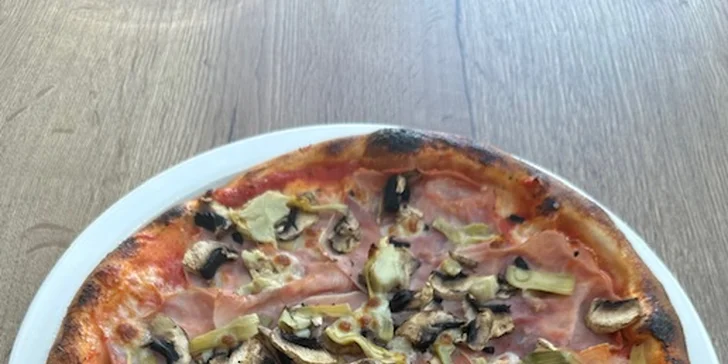 Chrumkavá pizza podľa vlastného výberu, na výber až z 11 druhov!