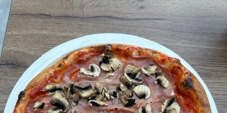 Chrumkavá pizza podľa vlastného výberu, na výber až z 11 druhov!