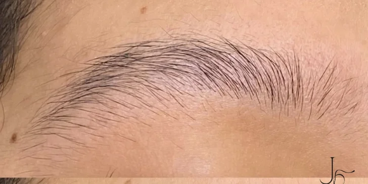 Lash lift mihalníc či laminácia obočia, aj výhodné kombinované balíčky