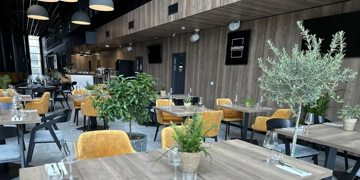 Chrumkavá pizza podľa vlastného výberu, na výber až z 11 druhov!