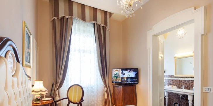 5* Grand Hotel Rimini: poloha hneď pri pláži, bazén, talianske raňajky a úžasná atmosféra