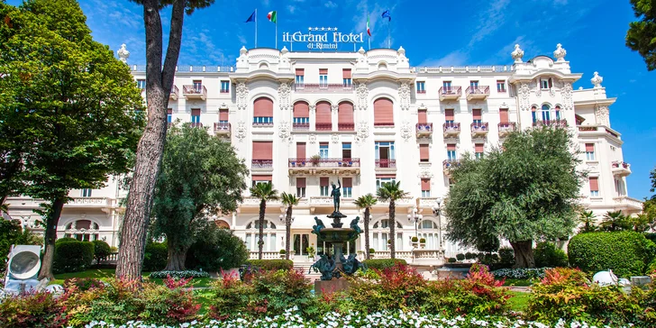 5* Grand Hotel Rimini: poloha hneď pri pláži, bazén, talianske raňajky a úžasná atmosféra