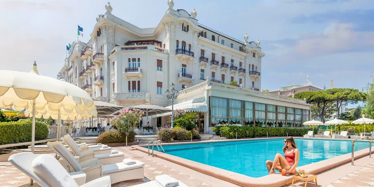 5* Grand Hotel Rimini: poloha hneď pri pláži, bazén, talianske raňajky a úžasná atmosféra