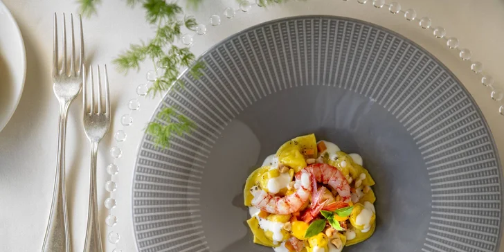 5* Grand Hotel Rimini: poloha hneď pri pláži, bazén, talianske raňajky a úžasná atmosféra