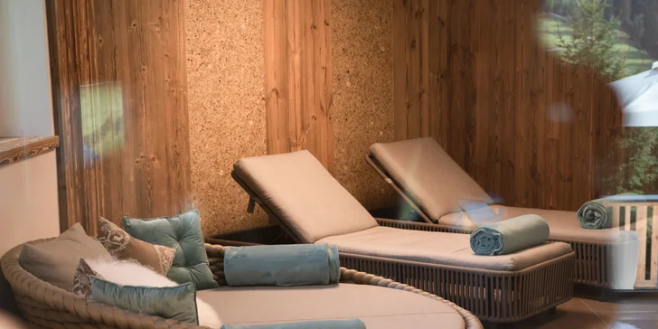Wellness pobyt v Zillertalských Alpách: polpenzia plus, bazén aj saunový svet, turistický autobus zdarma