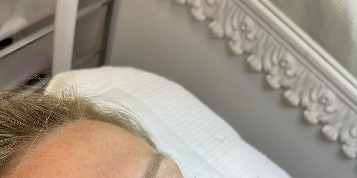 Lash lifting rias, 3D mihalnice alebo laminácia či úprava obočia