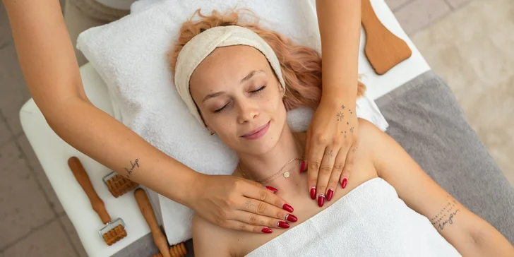 Relax a regenerácia pre tvár aj telo: Kráľovský peeling tváre, maderoterapia, masáž i výhodné balíčky