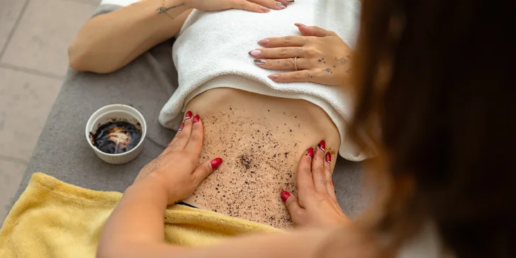 Relax a regenerácia pre tvár aj telo: Kráľovský peeling tváre, maderoterapia, masáž i výhodné balíčky