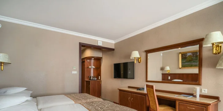 Rodinný pobyt pri Mazurských jazerách: hotel s aquaparkom, polpenzia alebo plná penzia a zábava pre deti