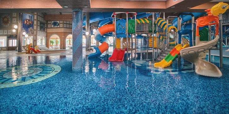 Rodinný pobyt pri Mazurských jazerách: hotel s aquaparkom aj plnou penziou