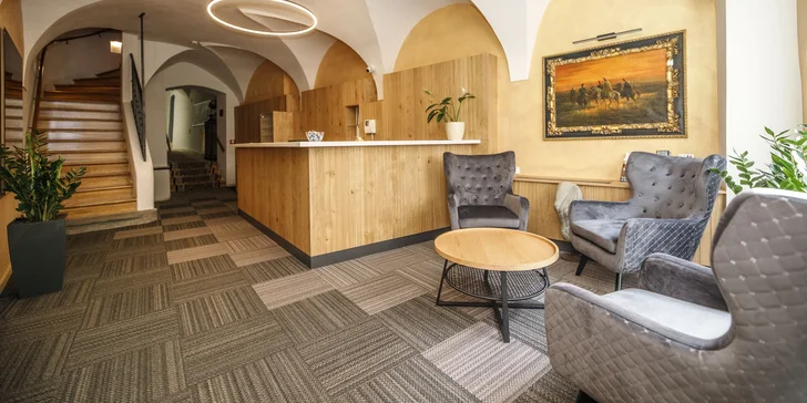 Pobyt priamo pod Pražským hradom: luxusná izba, raňajky formou teplého i studeného bufetu