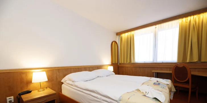 Za krásami stovežatej Prahy: 4* hotel len 10 minút od historického centra, raňajky
