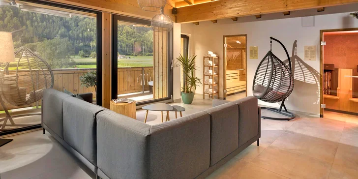 Lyžovanie v Lienzských Dolomitoch: hotel s wellness a polpenziou, možnosť sauny na izbe