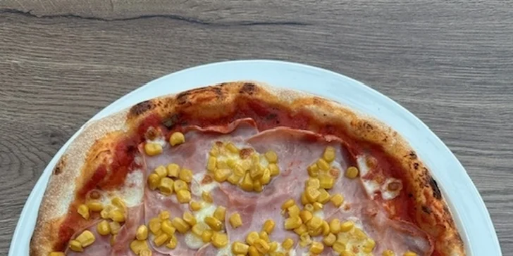 Chrumkavá pizza podľa vlastného výberu, na výber až z 11 druhov!