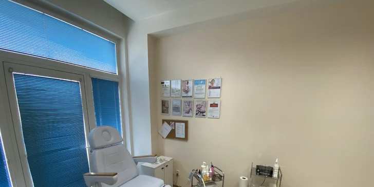 Zdravé a krásne chodidlá: Medicinálna pedikúra aj s gél lakom