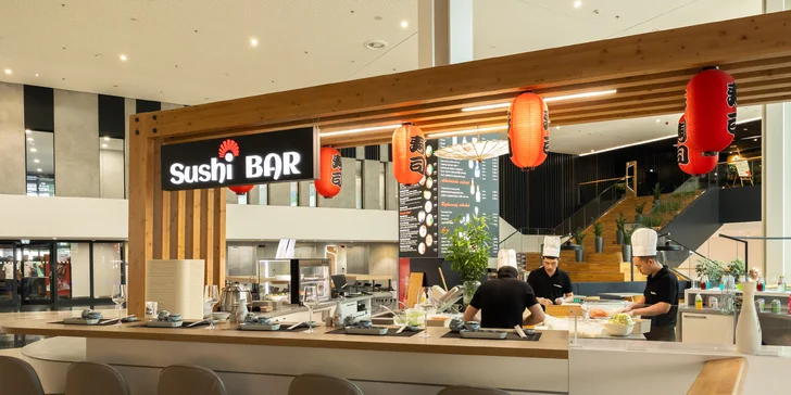 Rozmanité sushi sety s miso polievkou pre jedného i dvoch