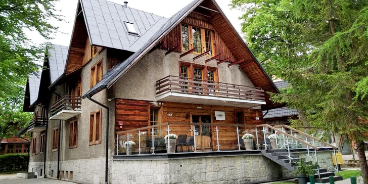 Štýlové ubytovanie v centre Zakopaného s raňajkami a vstupom do plaveckého bazéna