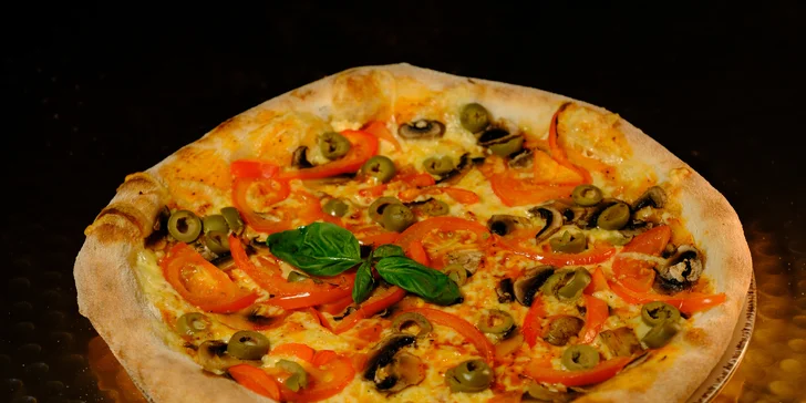 2 pizze a 2 limonády podľa vašej voľby v Luca Restaurant