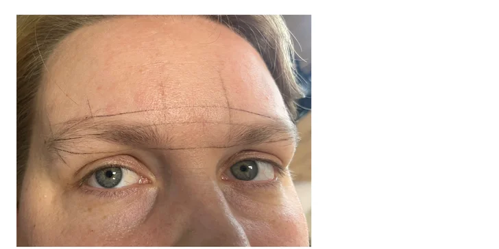 Minitetovanie, microblading, akvarelové pery či púdrové obočie s korekciou v cene v Em Artist Studio