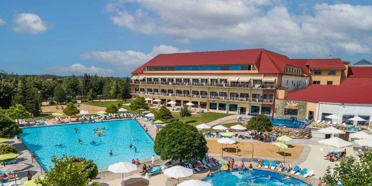 Rodinný pobyt pri Mazurských jazerách: hotel s aquaparkom aj plnou penziou