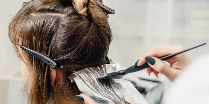 Kadernícke služby pre dámy: Strih, farbenie, laminácia či balayage