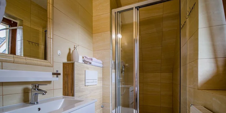 Priestranné rodinné apartmány až pre 8 osôb v blízkosti pohoria Gubalówka