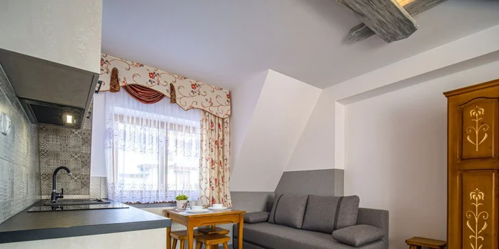 Priestranné rodinné apartmány až pre 8 osôb v blízkosti pohoria Gubalówka