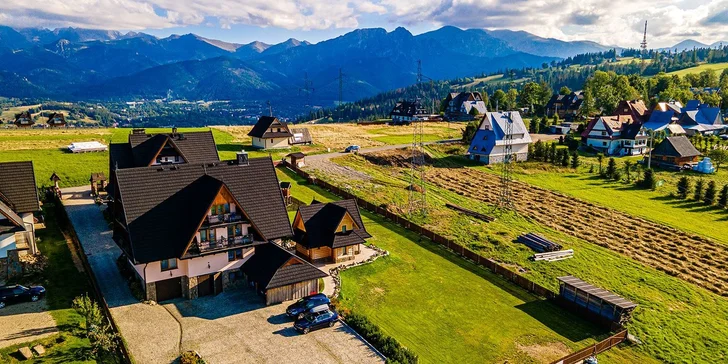 Priestranné rodinné apartmány až pre 8 osôb v blízkosti pohoria Gubalówka