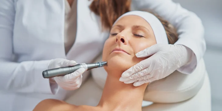 Plazma lift pen alebo mezoterapia tváre pre pevnú a pružnú pokožku