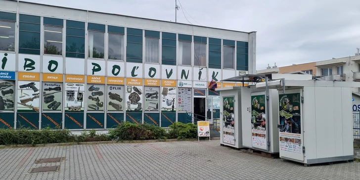 Zážitková streľba v streleckom kine aj bez zbrojného preukazu až pre 4 osoby