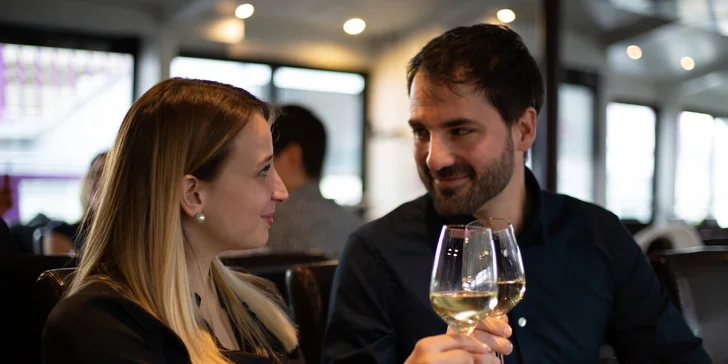 Rozprávková Budapešť: Vyhliadková plavba loďou po Dunaji