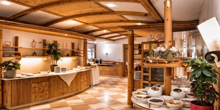 4* dovolenka v Dolomitoch s polpenziou: skibus zadarmo, neobmedzene wellness a Holiday Pass Valdaora