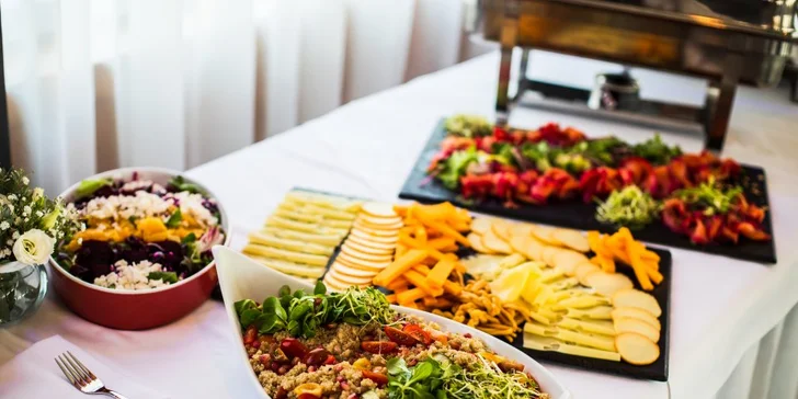 Nedeľný brunch na Dunaji spojený s plavbou do Čunova