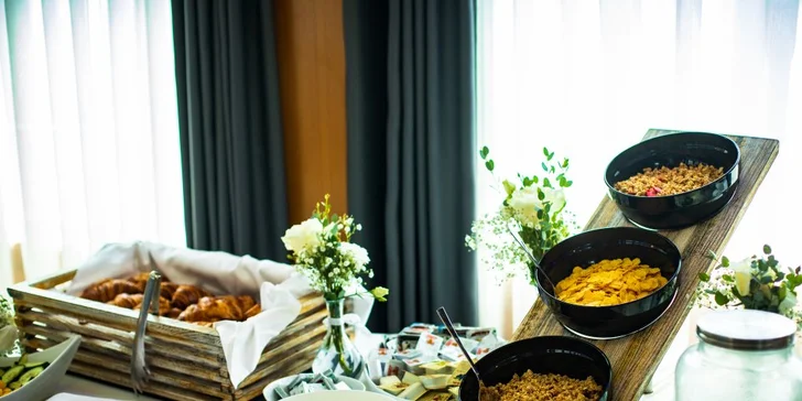 Nedeľný brunch na Dunaji spojený s plavbou do Čunova