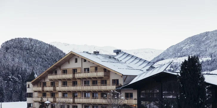 4* dovolenka v Tirolsku: polpenzia plus, neobmedzene wellness, neďaleko skaireálu Hochoetz